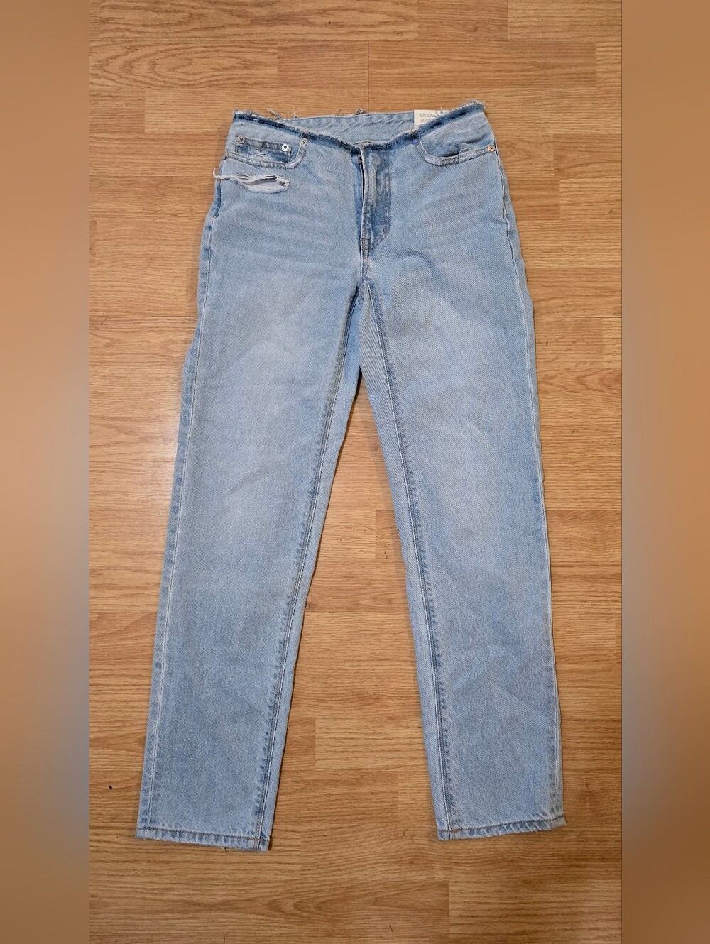American Eagle 90's Low Rise Straight Leg Jeans Light Blue